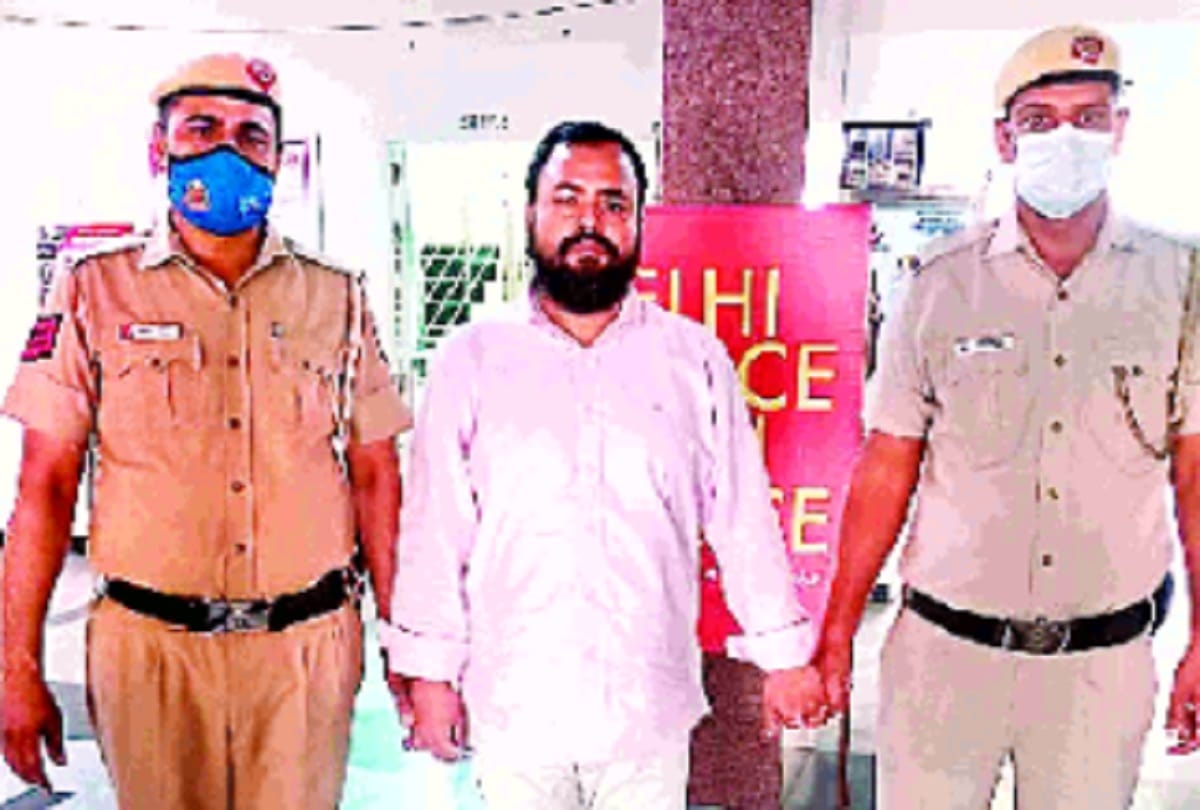 Owner of digital channel seeking Rs 5 crore arrested