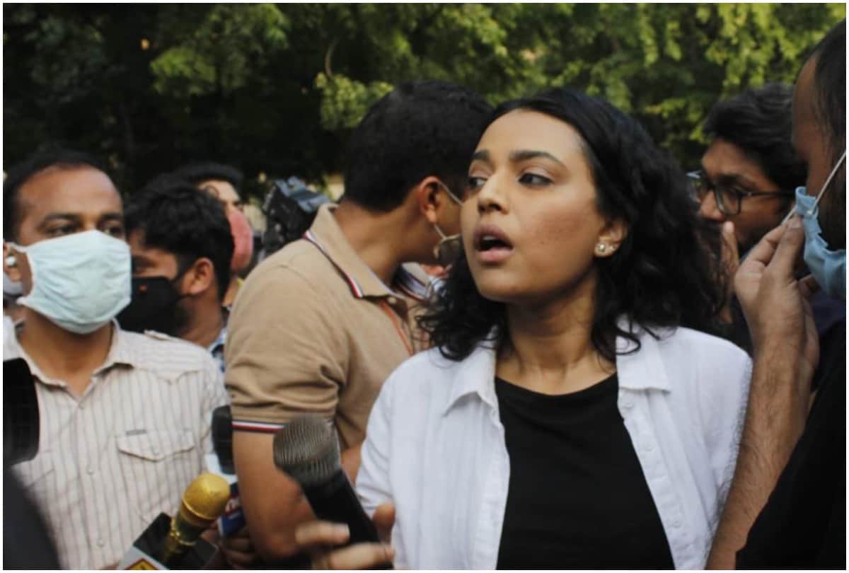 Bollywood stars reaction on Paris incident where teacher Killed For Discussing Prophet Mohammed Cartoon With Child