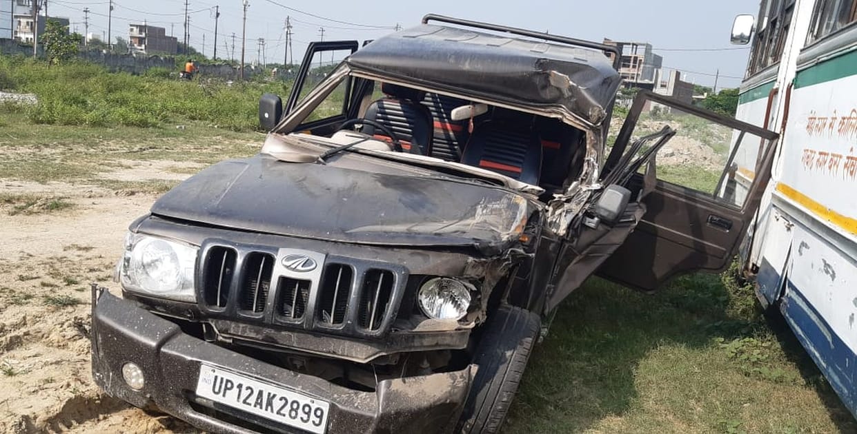 elderly died in a road