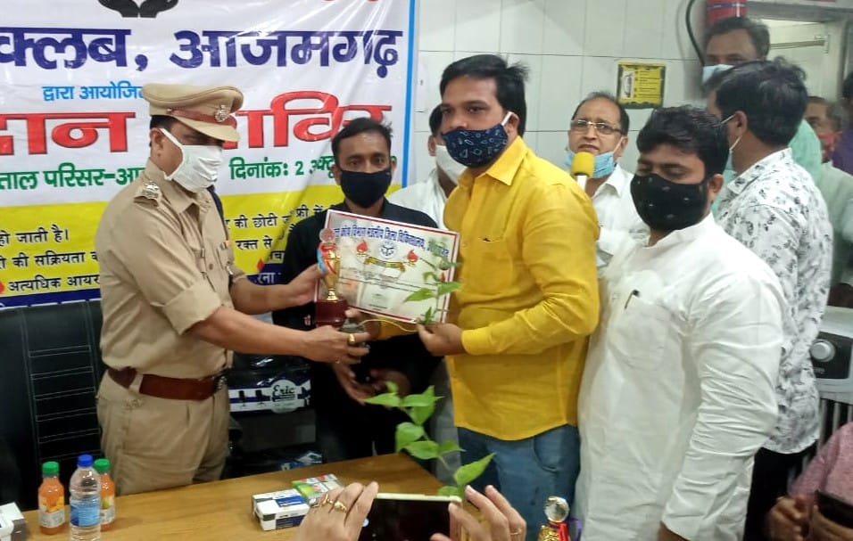 82 donated blood in The Press Club's blood donation camp in Azamgarh