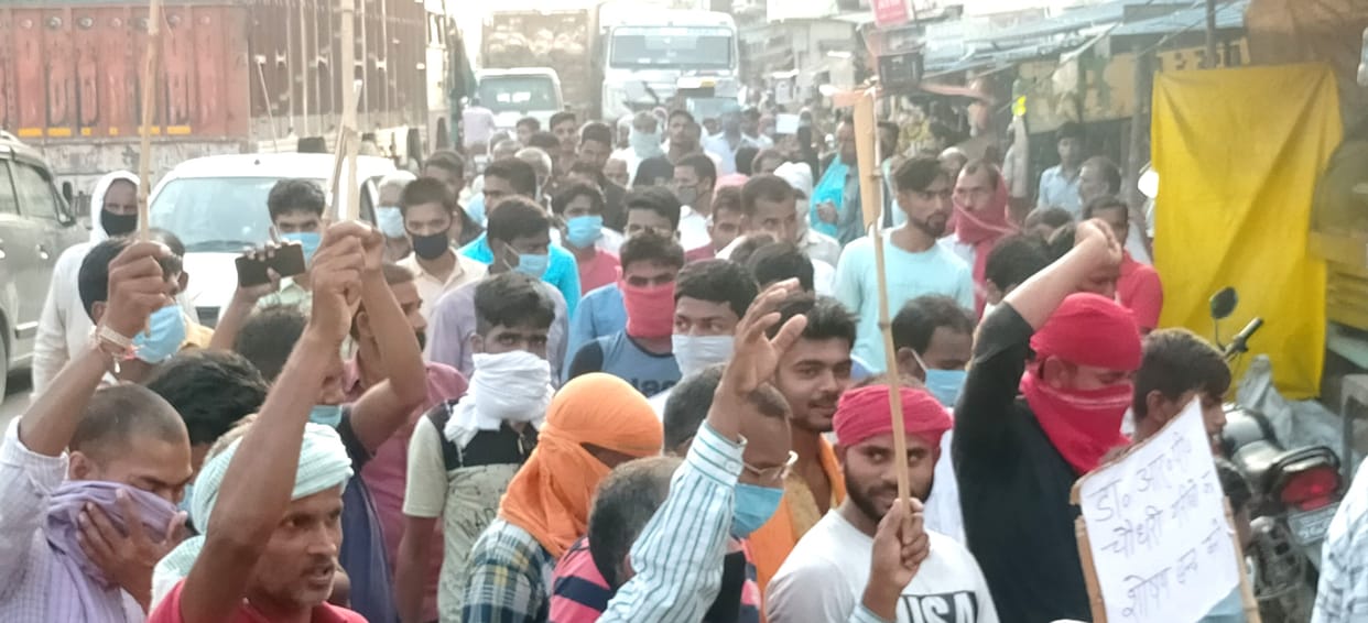 Villagers protest at private nursing home accused of negligence in treatment