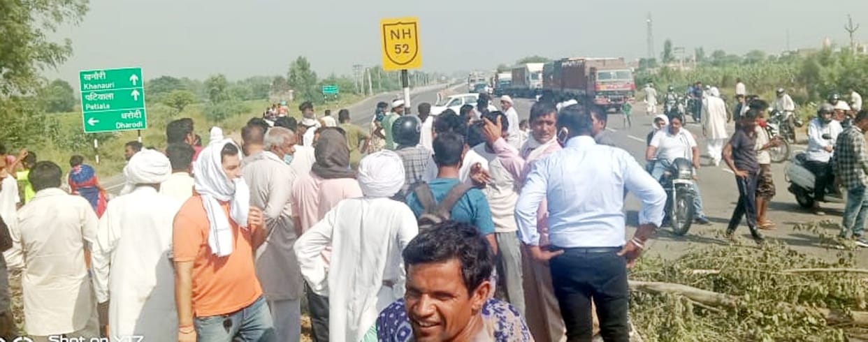 People got angry in Hathras rape case, highway jammed, candle march removed