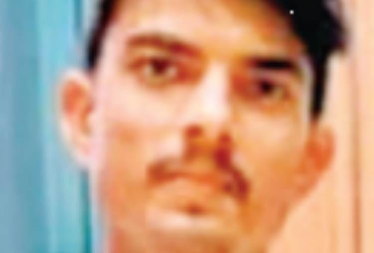 cement disrtibuter committed suicide in lucknow