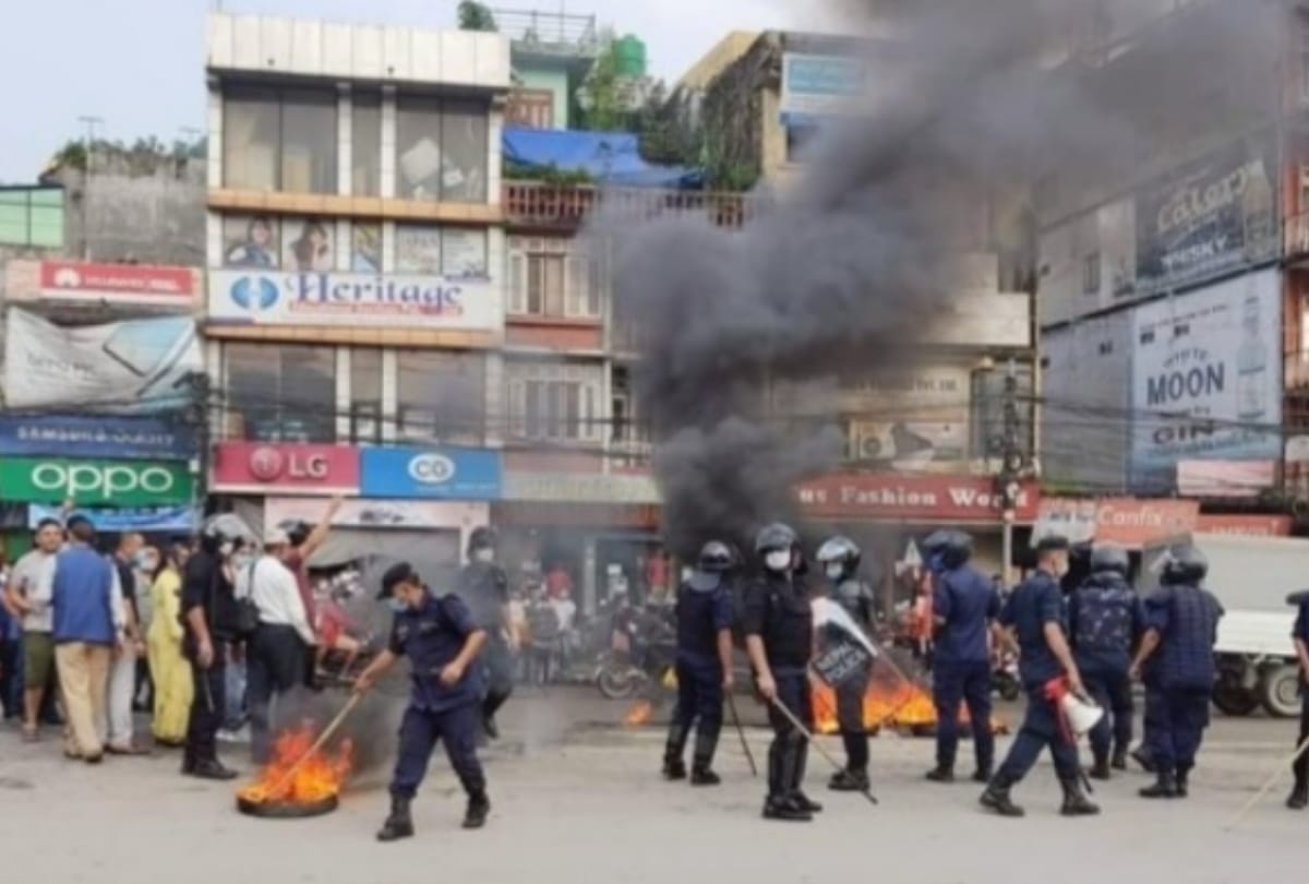 Demonstration in Nepal on making Dong the capital
