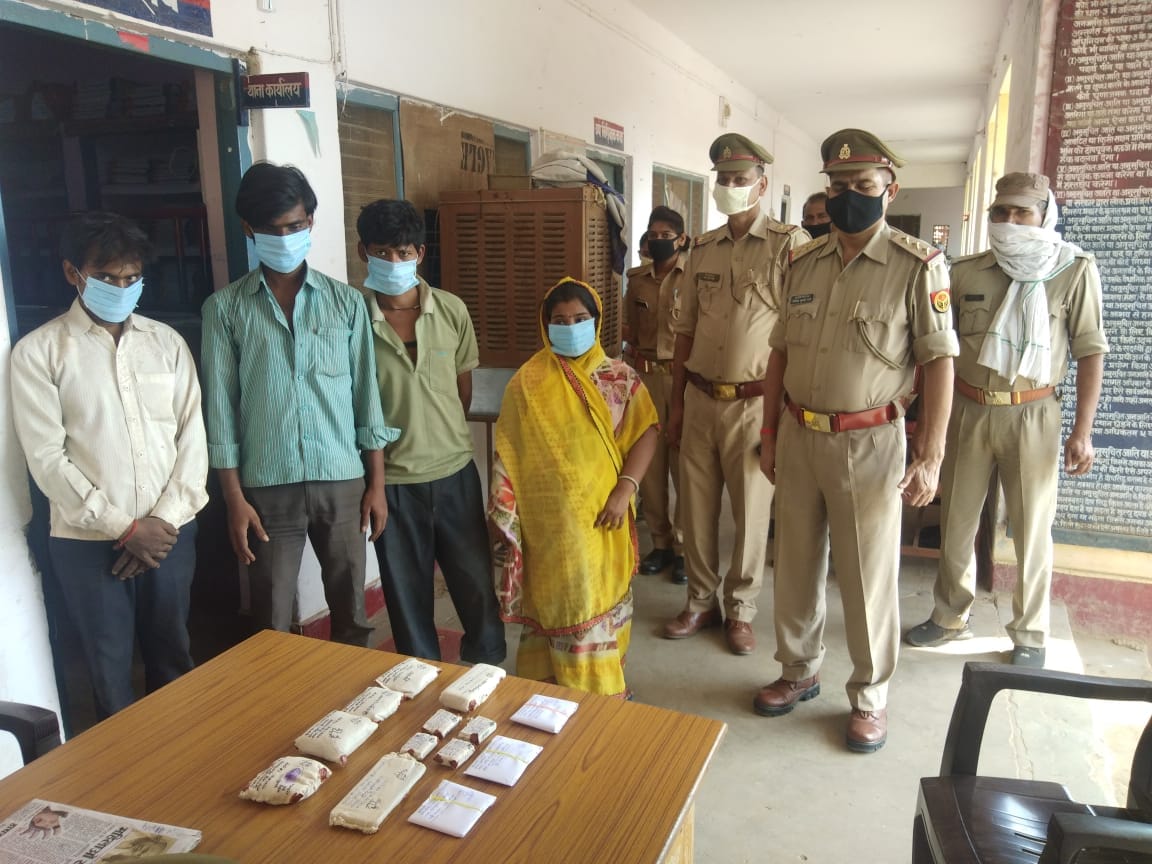 Four including woman arrested with heroin worth five million