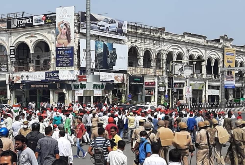 Samajwadi Party protest in Lucknow against Hathras Kand.