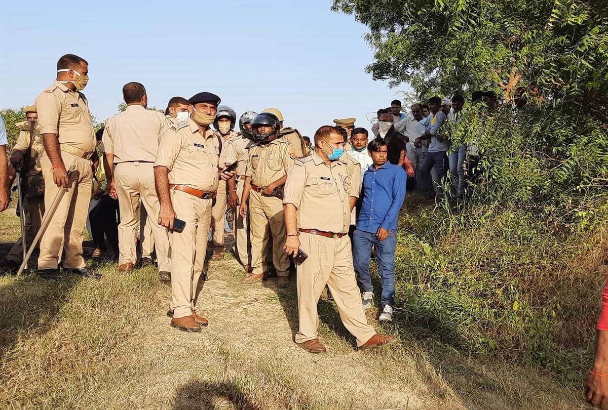 Young Man Commits Suicide Fear Of Police Torcher Firozabad Crime News