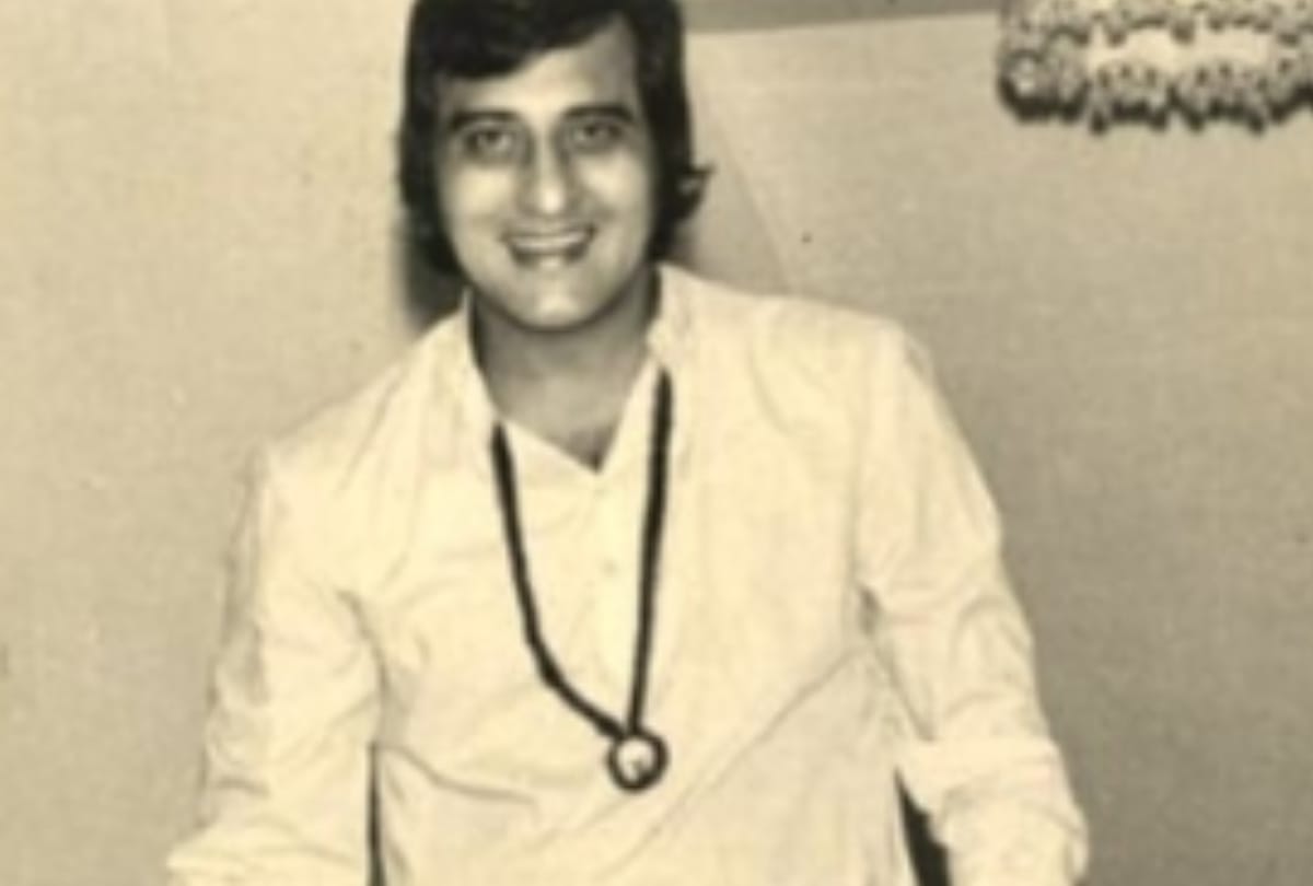 bollywood actor vinod khanna birth anniversary here know about him