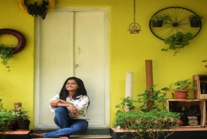 kerala girl aparna make home decoration items with useless glass bottle