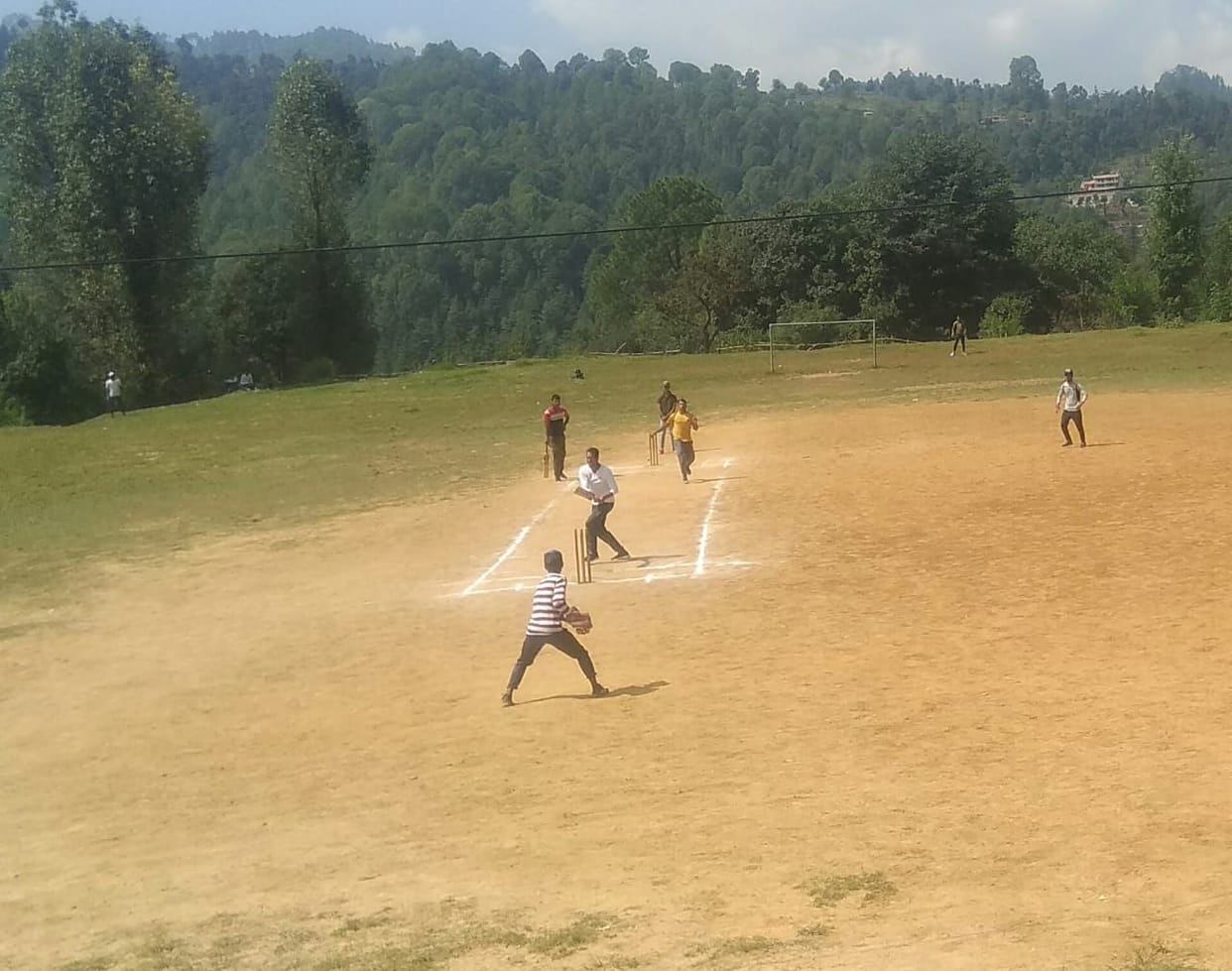 The teams of Kapri Bandhu and Raynagar Wider won the matches