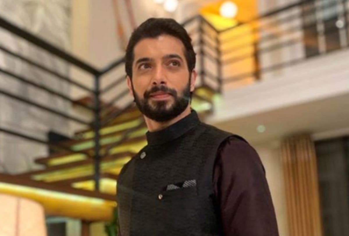 Sharad Malhotra tests positive for COVID 19 goes home quarantine
