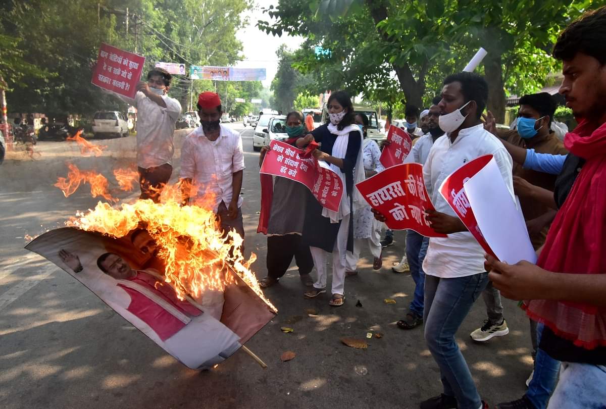 SP activists Ruckus, 12 jailed in BJP national secretary Vinod Sonkar's program
