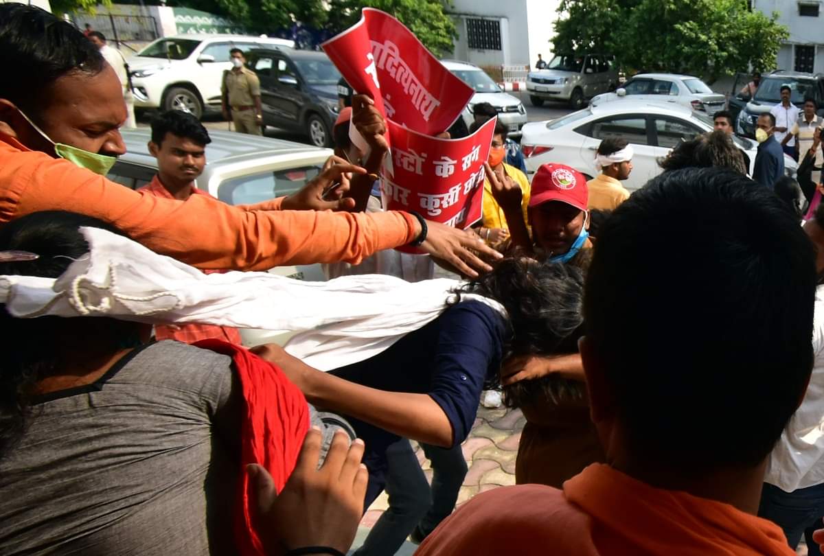 SP activists Ruckus, 12 jailed in BJP national secretary Vinod Sonkar's program