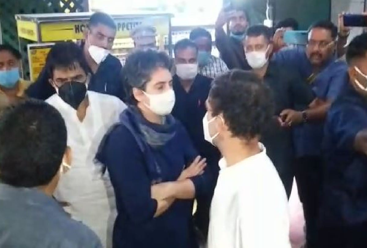 Hathras Case Rahul Gandhi and Priyanka Gandhi Vadra stay on Toll Plaza on yamuna expressway