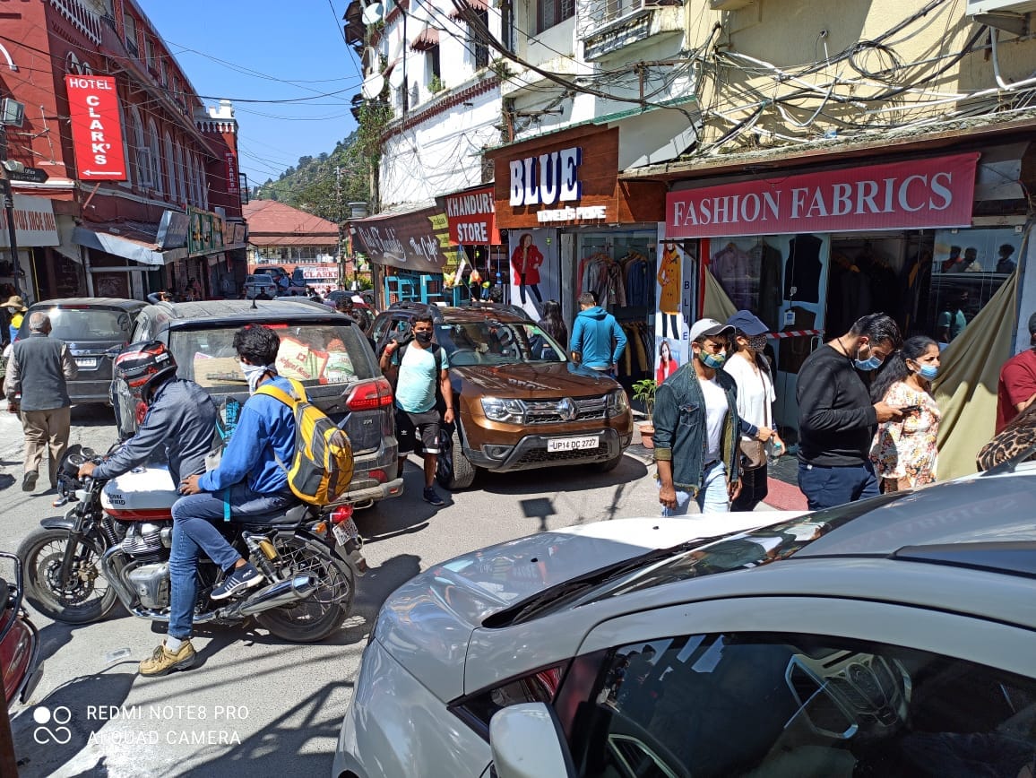 Unlock-5 in Uttarakhand Latest News Today: heavy rush of tourist in mussoorie and rishikesh