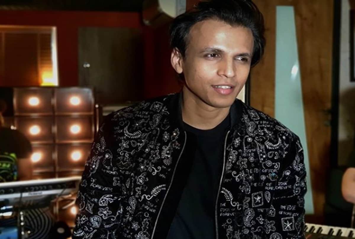 Happy Birthday Abhijeet Sawant First indian idol winner Life And Struggle