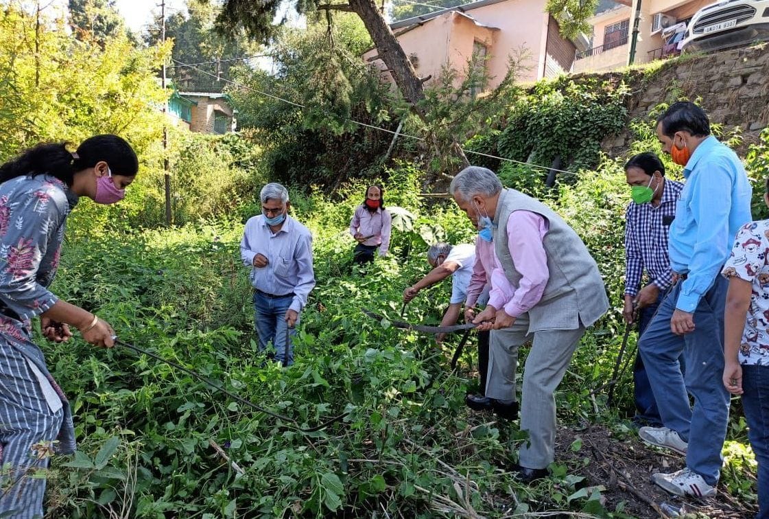 'Green Campus Clean Campus' campaign started at SSJ Vishwa Vidyalaya