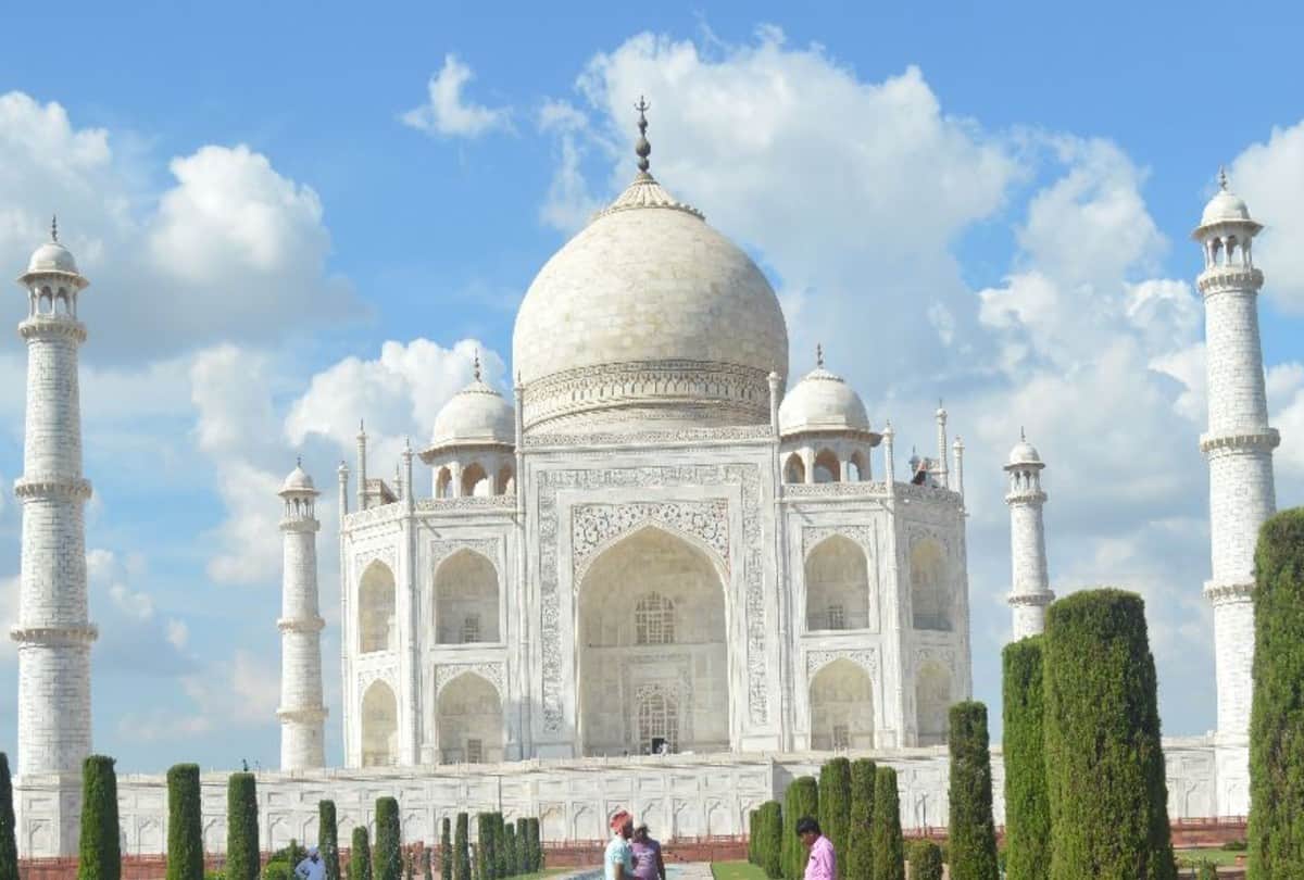 Taj Mahal Ticket Black Market Police Investigate Know How To Book Online Ticket