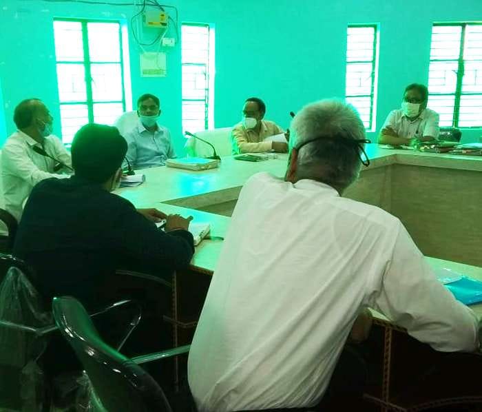 13 gram panchayats will be developed on the lines of cities