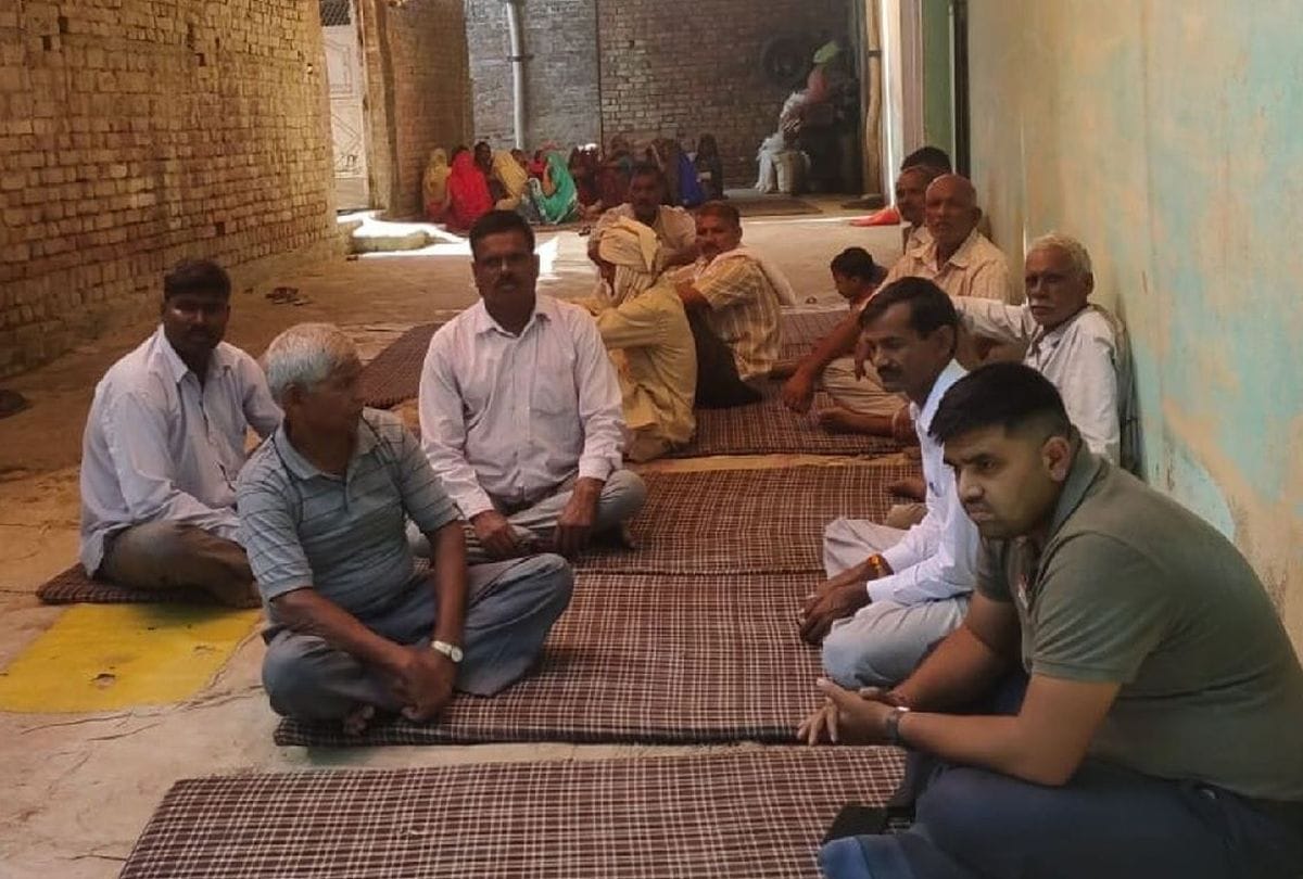 Martyr Virendra Yadav will be cremated on Tuesday in his village nanamau of mainpuri