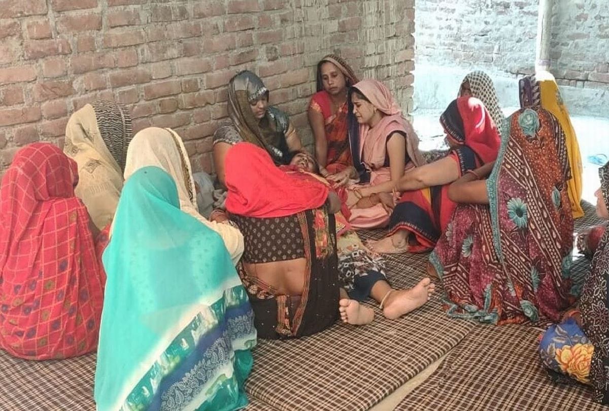 Martyr Virendra Yadav will be cremated on Tuesday in his village nanamau of mainpuri