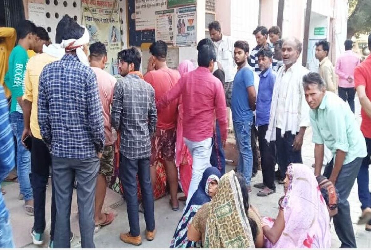 Three minor dies in accident on bareilly road in kasganj