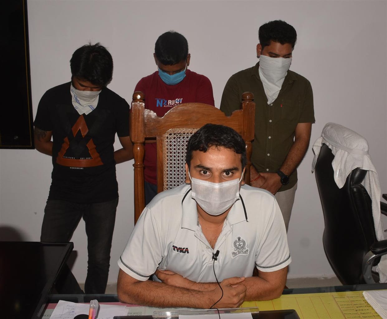 IPL betting caught in Golden Jayanti Nagar, three caught
