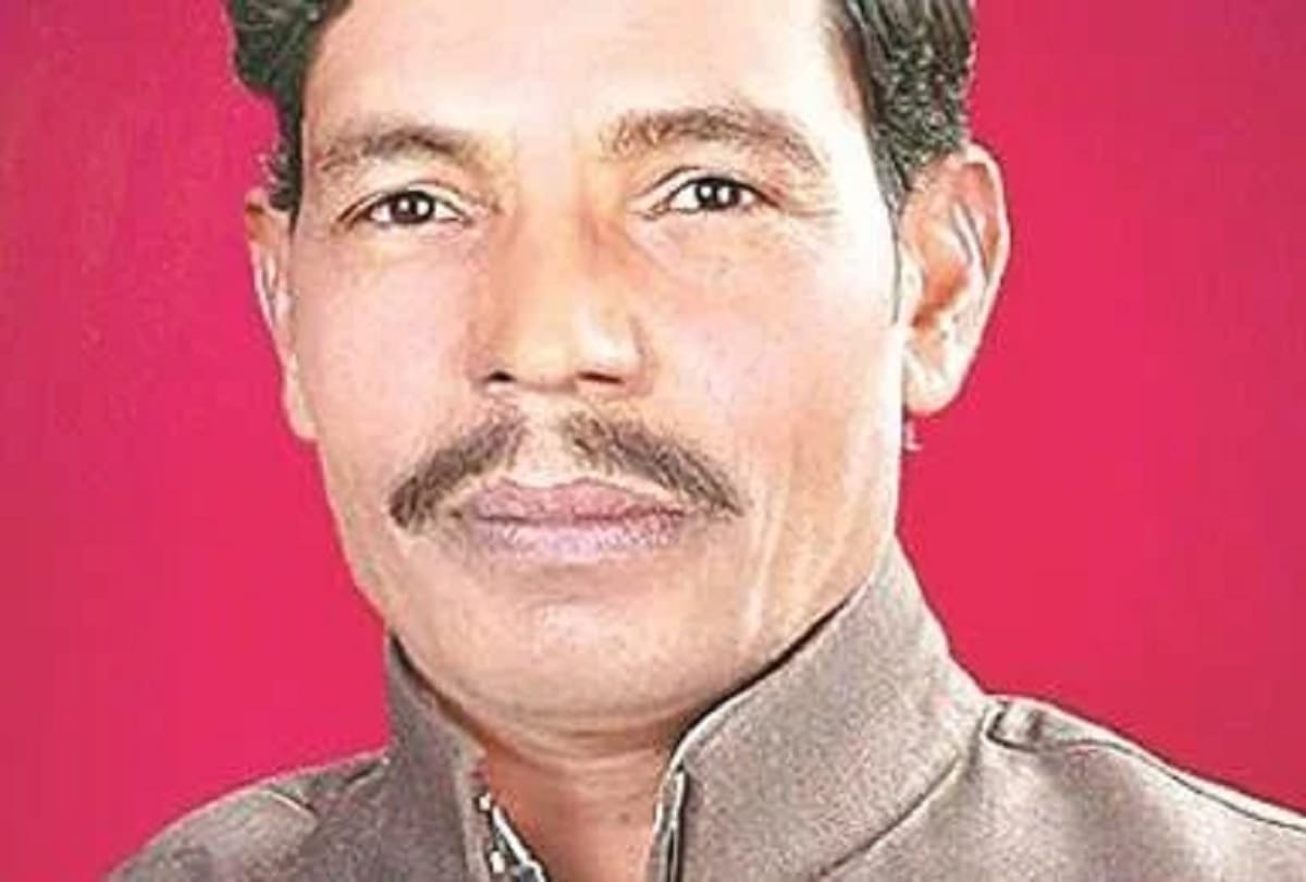 BJP MP Rajveer Singh Diler seen visiting jailer room with Hathras chairman though denies the news