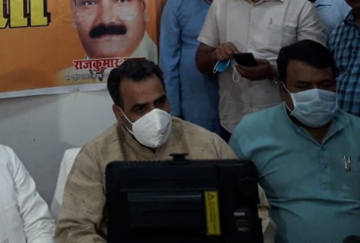 Minister Sanjeev Balyan media trial should be stopped in Hathras case