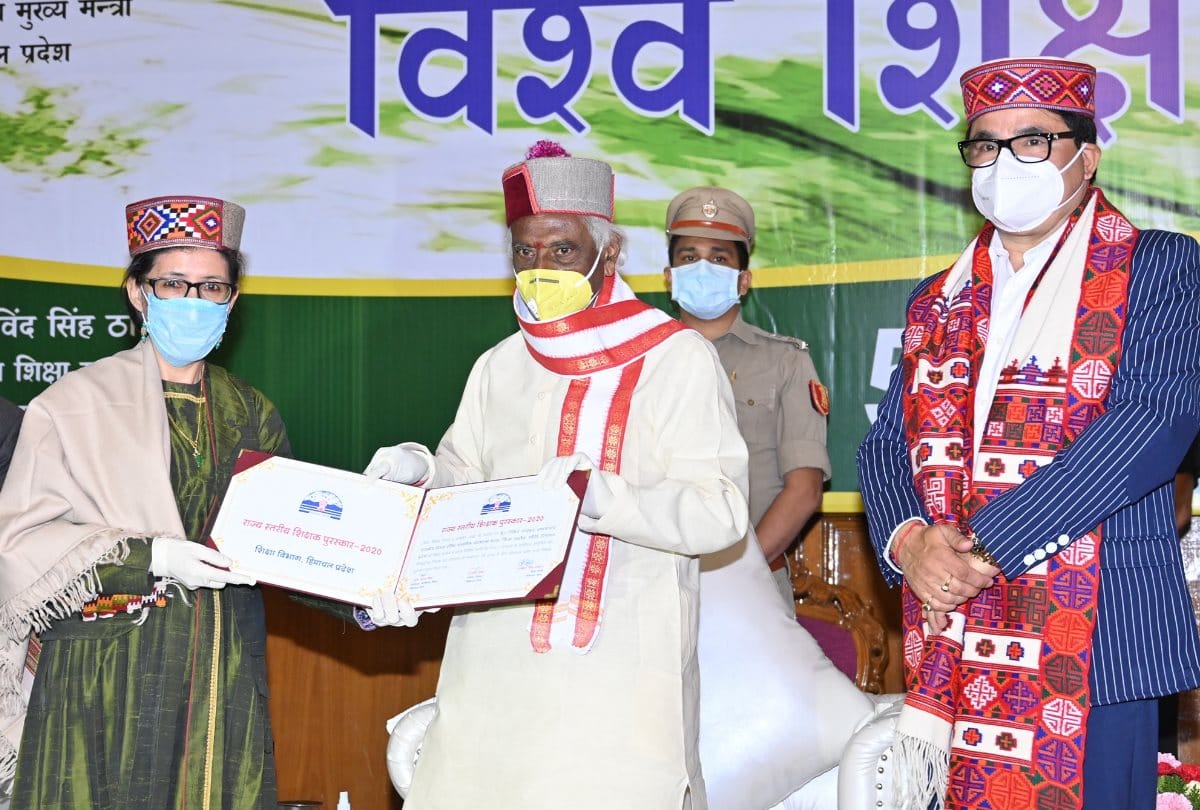 world teachers 2020: governor bandaru dattatreya honoured 17 teachers in peterhoff shimla