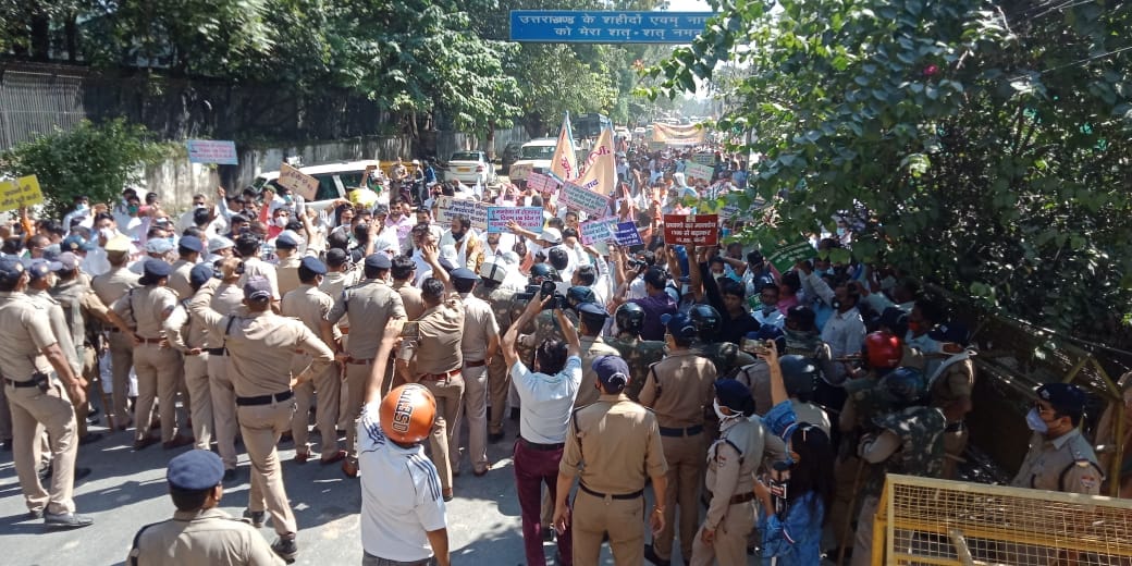 Dehradun news: pradhan protest Chief Minister residence today
