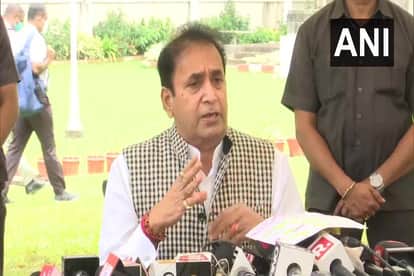 महाराष्ट्र के गृह मंत्री अनिल देशमुख