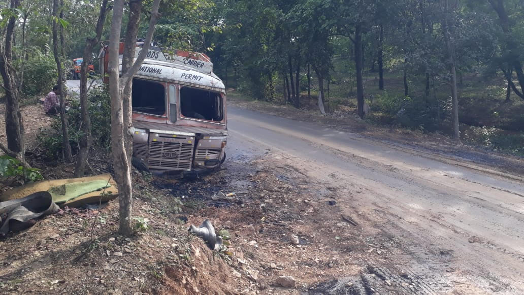 Oil tanker jammed due to accident