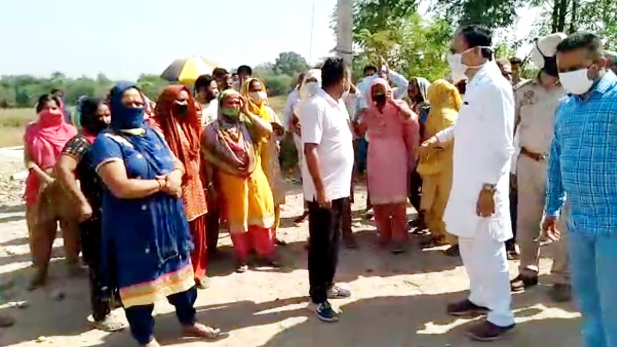 MLA said - I will not let you install turrets, if you have to do case in Pathankot