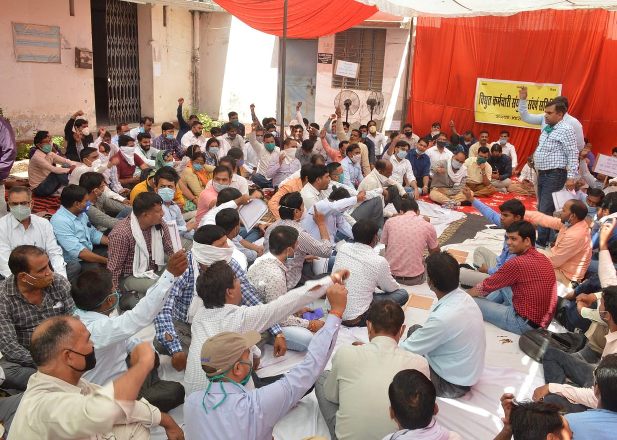 agitation against government firozabad