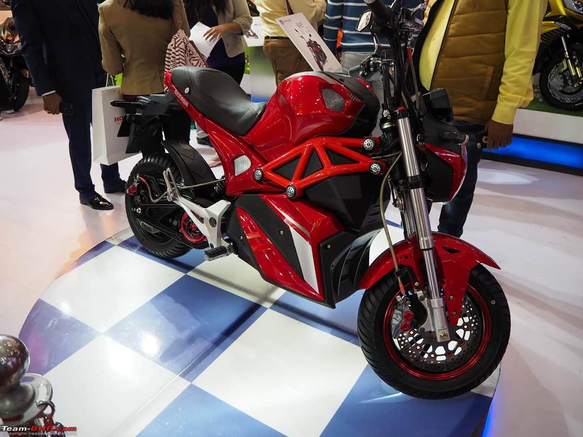 India's second-largest electric scooter manufacturer Okinawa Autotech is betting big on Electric Vehicles electric two-wheeler brand recently launched its latest electric scooter Okinawa Okhi 90