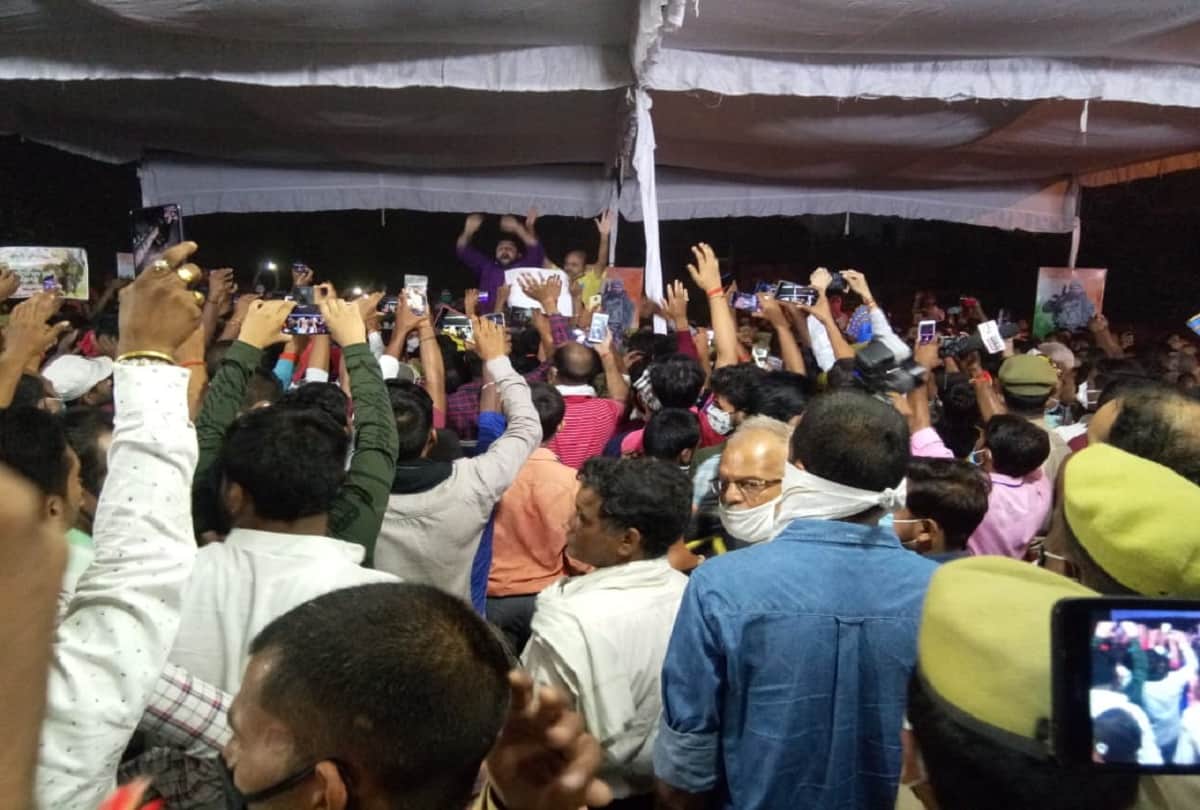 Martyred Shailendra pratap singh sopore terror attack crowd gathered to get a glimpse in raebareli