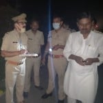 मौके पर पूछताछ करती पुलिस।