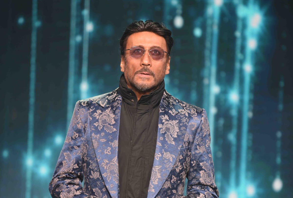 Jackie Shroff reveals his Wife Ayesha Shroff had never Doubt on Him because she believes on their relationship