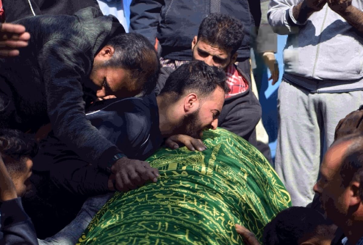 Constable Altaf Hussain martyred in JK while saving BJP leader see pictures of last rites 