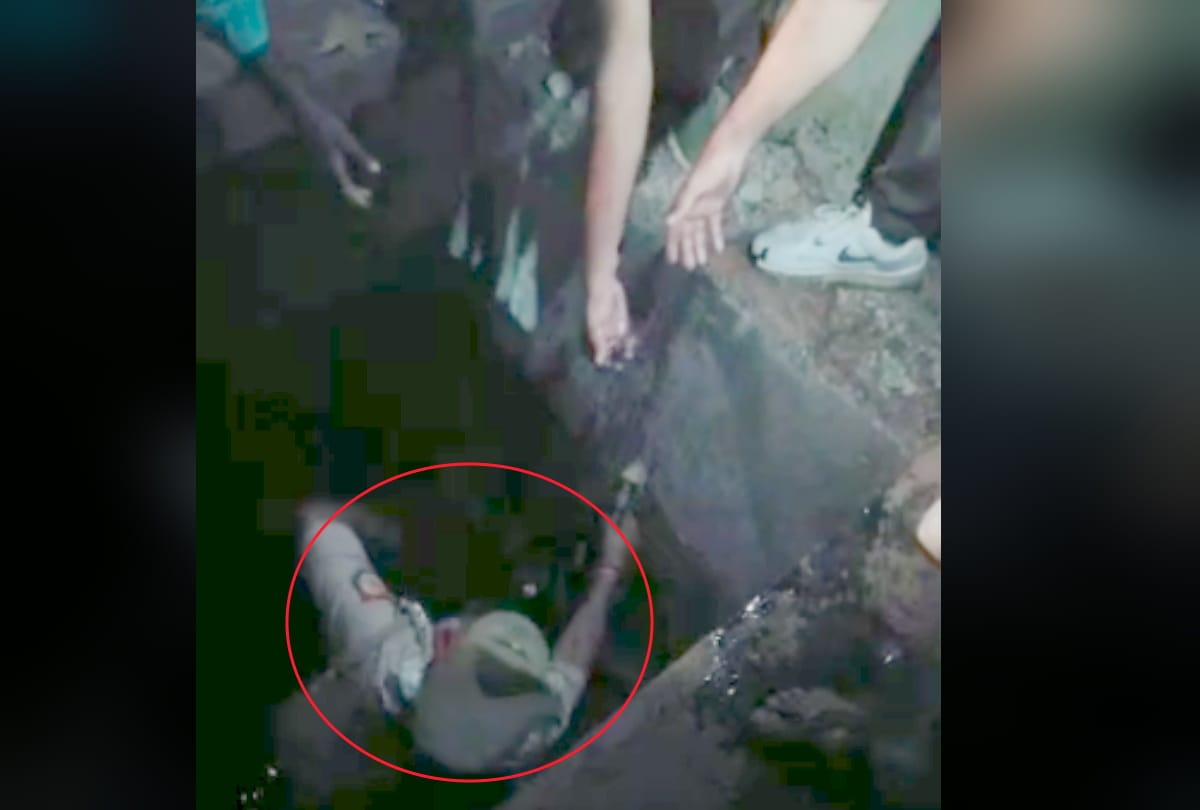 Police man save life of eight year child in deoria