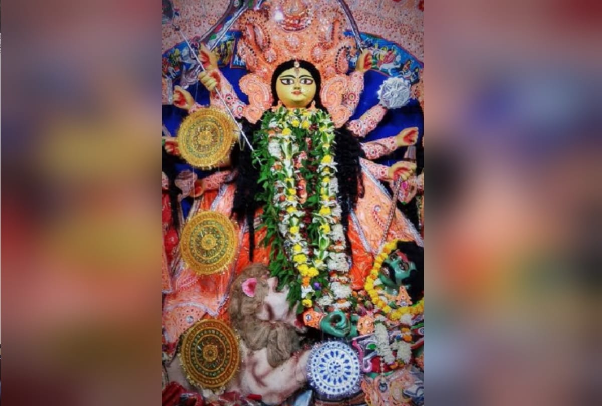 Durga statue will be installed in durgabadi temple goraklhpur
