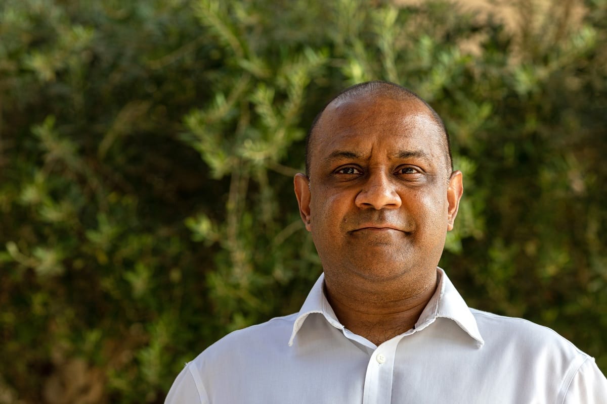Sanjay Shah a mid level broker fighting lawsuits and criminal probes in several countries