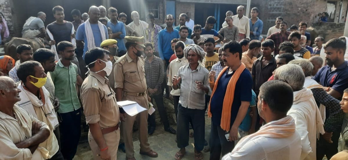 Two innocent child died in suspicious condition mother also struggling with death in Ghazipur