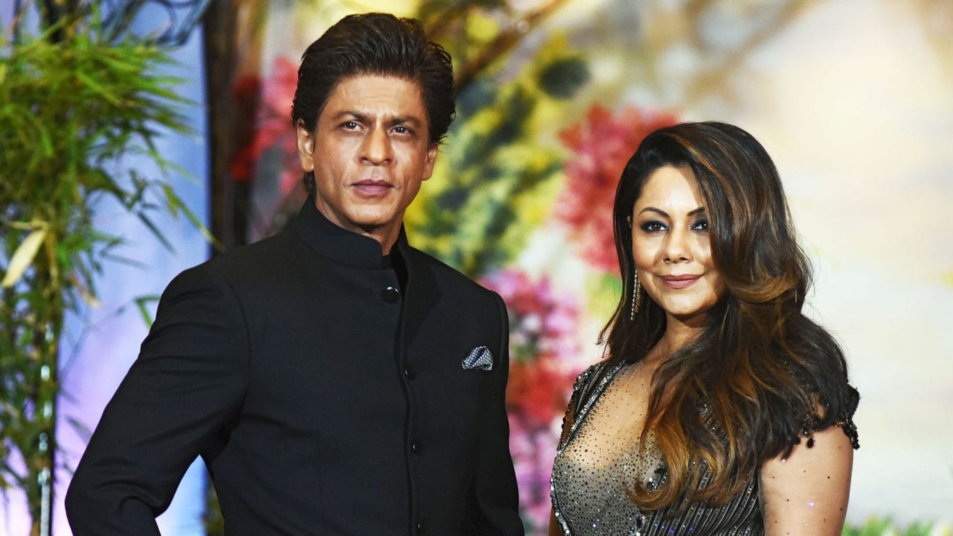 Shahrukh khan once revealed that he was scared gauri will die while giving birth to aryan