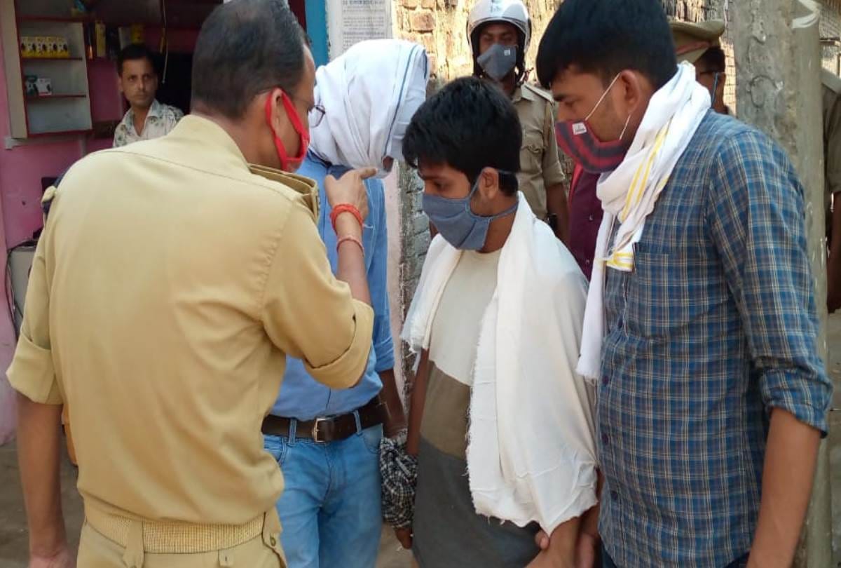 police reached the scene with the main accused of rape in balrampur