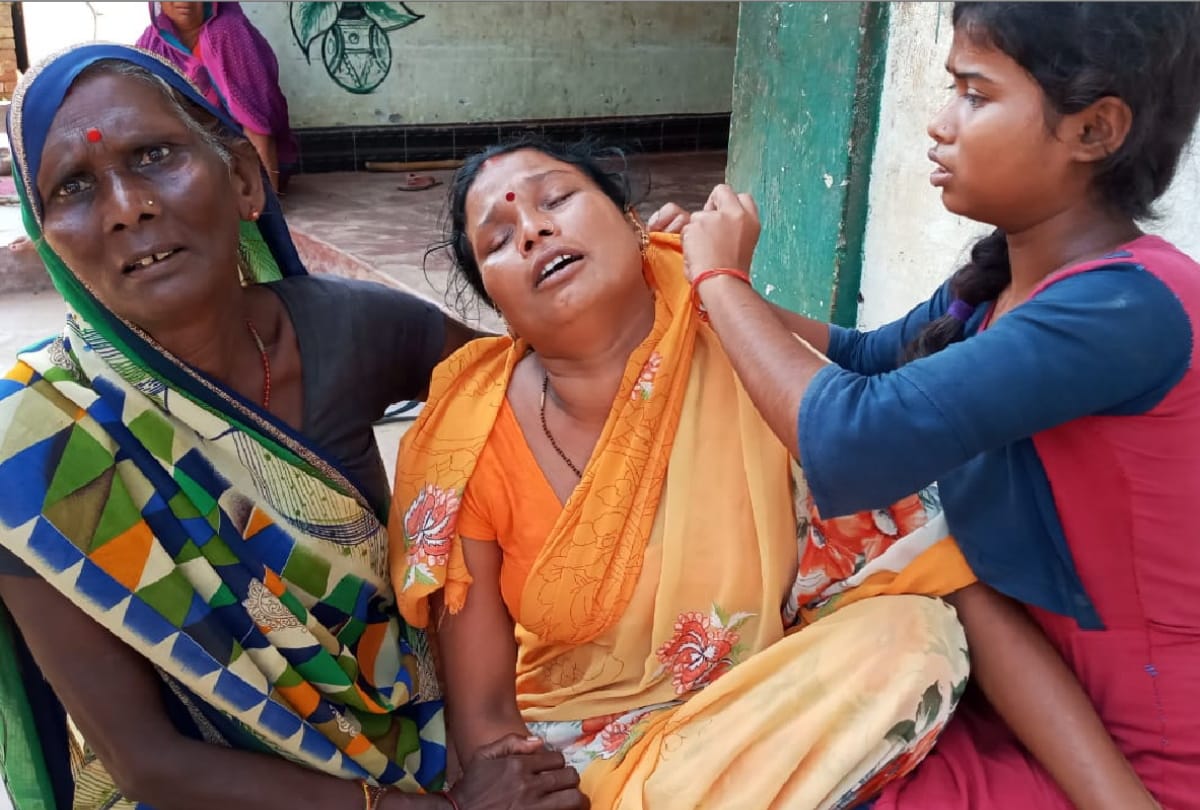 Two people killed in battle of supremacy in deoria