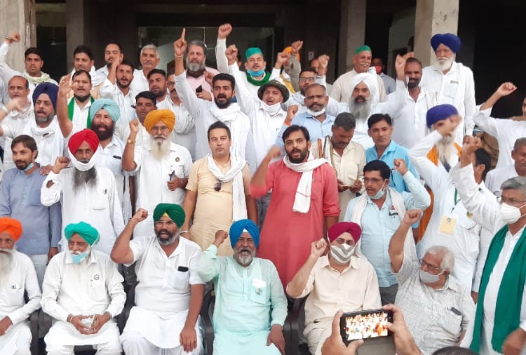 Farmers organizations will block the national highway on November 3