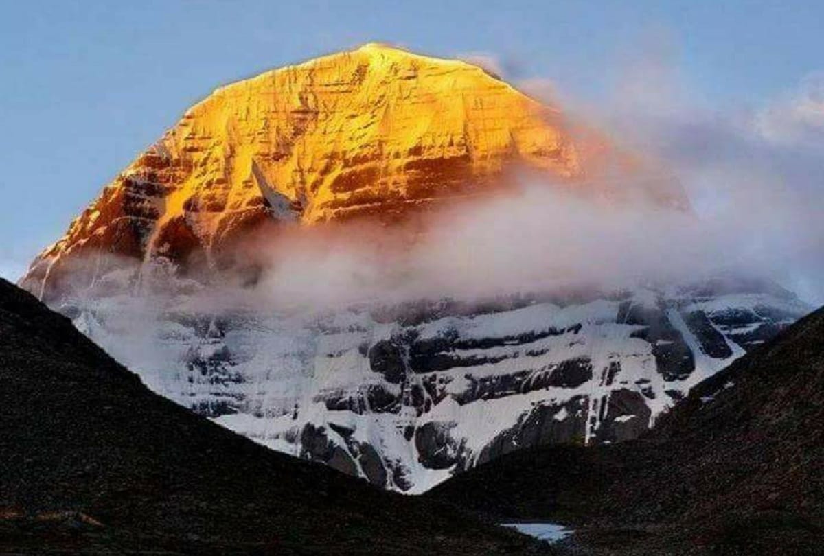 Mysterious places in the world Mount Kailash mystery Kailash parvat unclimbed mountain