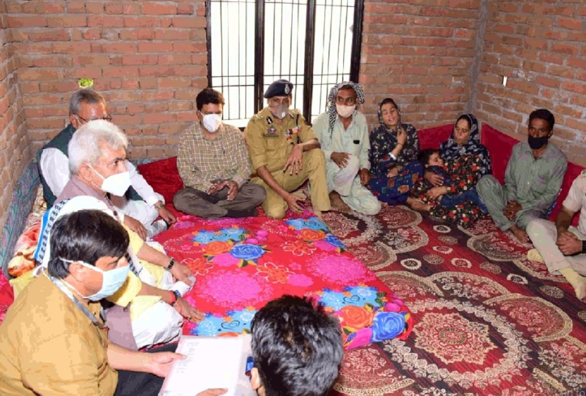 lg manoj sinha visited rajouri to meet family members of three youth who were killed in shopian in July